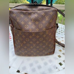 Beautiful Very Good Vintage Condition Louis Vuitton Marceau Travel Bag VGVC!